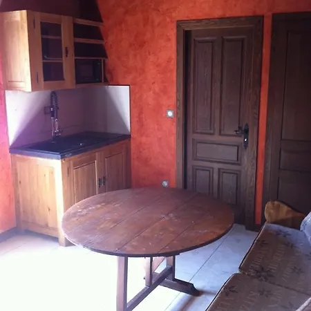 Holiday home Au Chant Des Marmites
