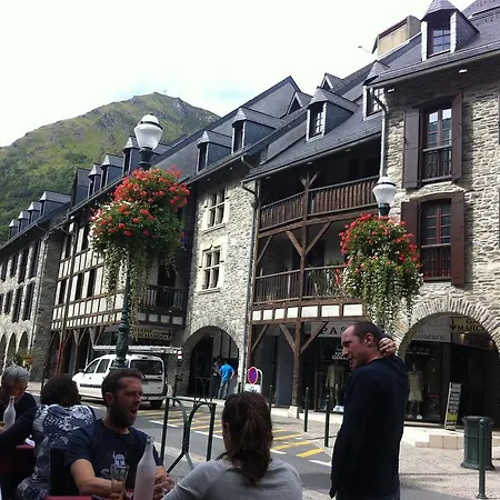 Holiday home Au Chant Des Marmites Saint-Lary-Soulan