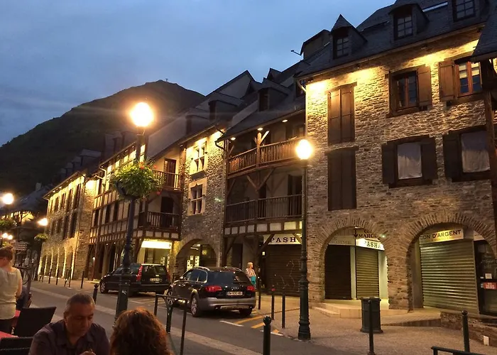 Au Chant Des Marmites Nyaraló Saint-Lary-Soulan